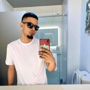 Meet your Posher, Jonathan